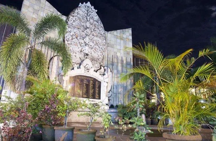 Hotel Kampi Legian